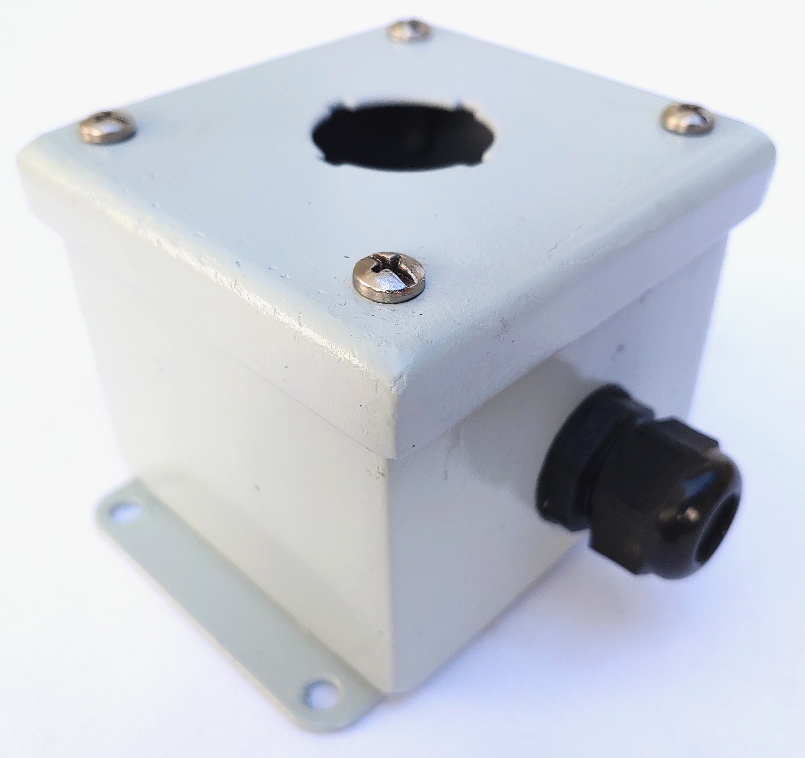 Wiegmann Hubbell PB1 Push Button Switch Enclosure 4x3x3 + 1/2″ Cord Grip USA