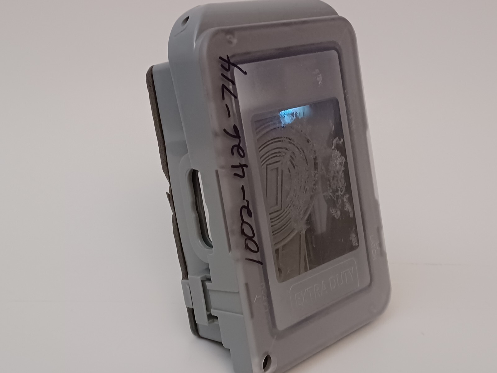 Commercial Electric 1002 426 714 1-Gang In Use Cover Gray