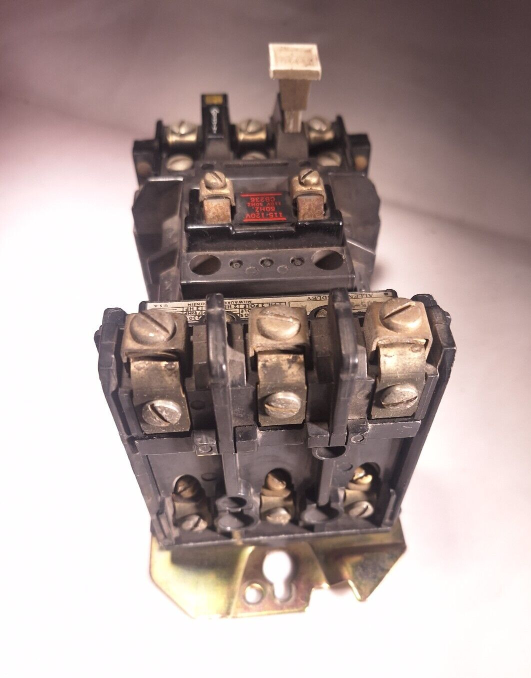 ALLEN BRADLEY 509-BOD MAGNETIC STARTER CB236 120V COIL 509BOD USED