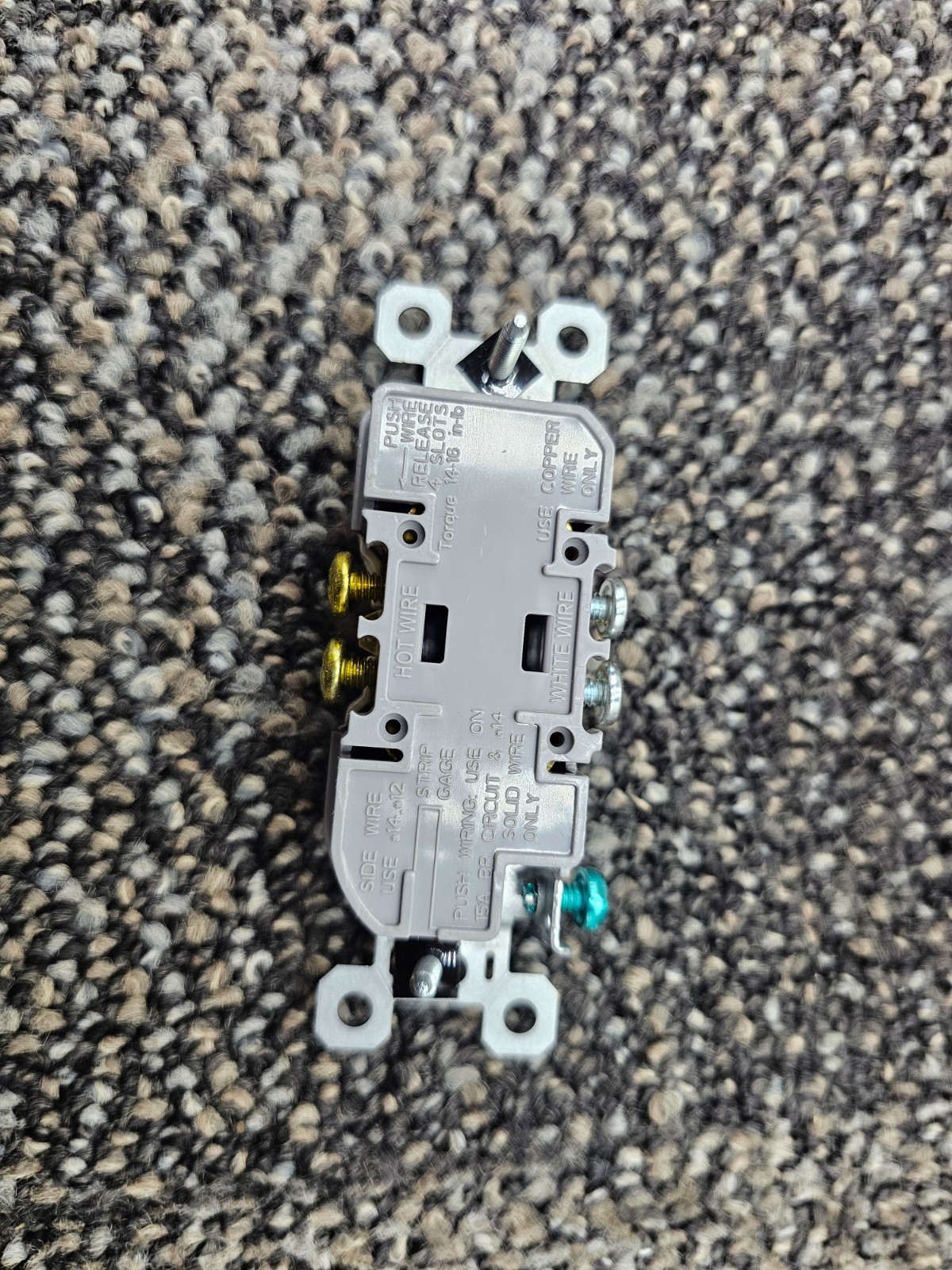 (QTY 10) Pass & Seymour 3232TR-W Tamper Resistant Duplex Receptacle 15A 125V