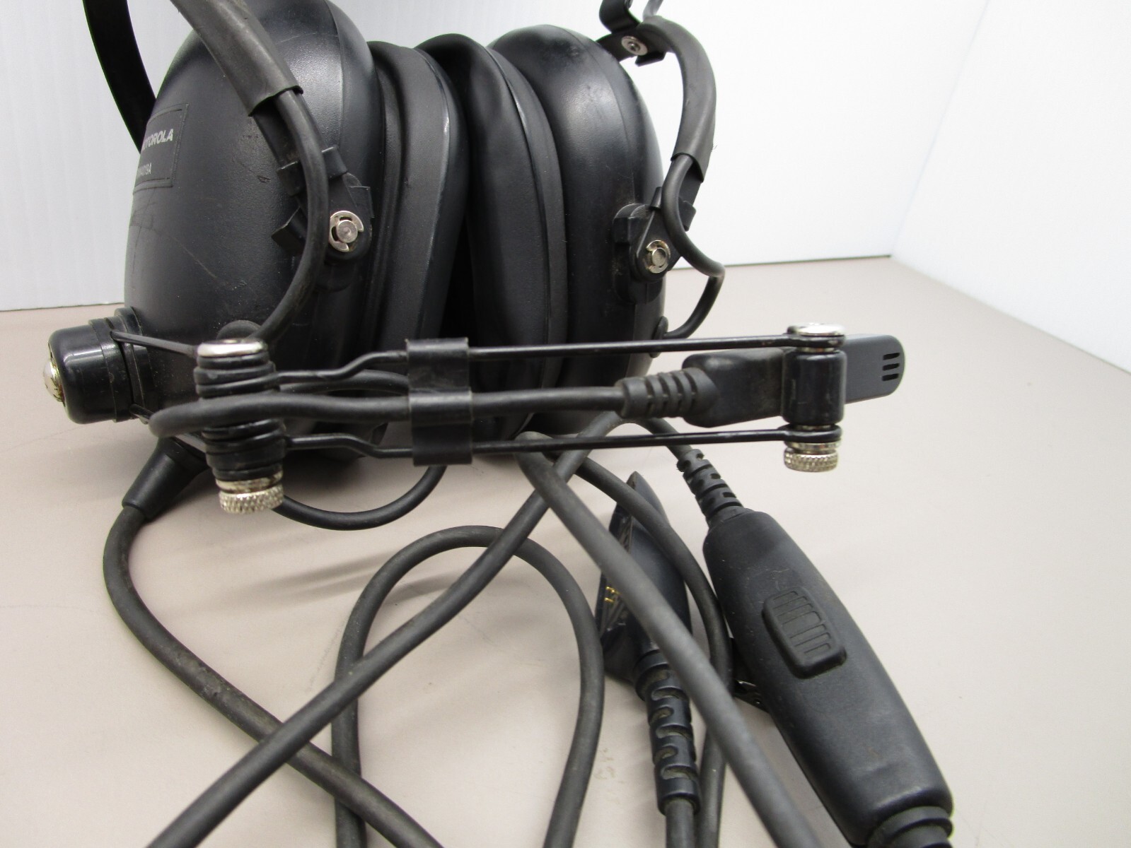 Motorola RMN4019A Medium Duty Radio Headset with PTT Over the Head