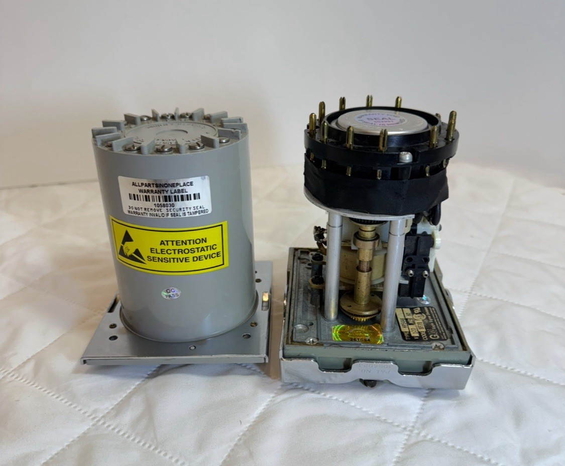DANAHER CONTROLS HP54A6 HP54A6 Eagle Signal Reset Timer 10 Min 120VAC 60Hz
