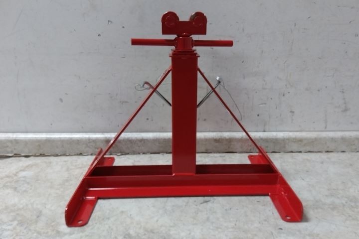 Gardner Bender TRJ-96 2500 Lb Max Capacity Red Steel Telescoping Reel Jack