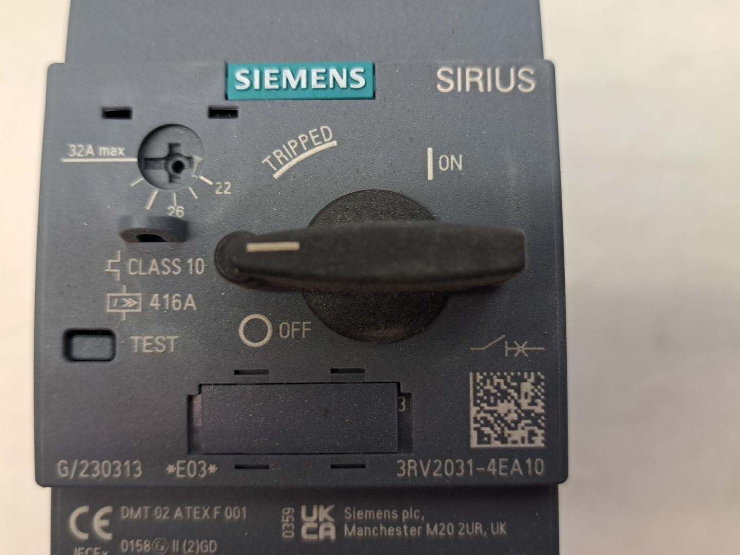 SIEMENS 3RV2031-4EA10 SIRIUS series motor starter protector NEW, no box