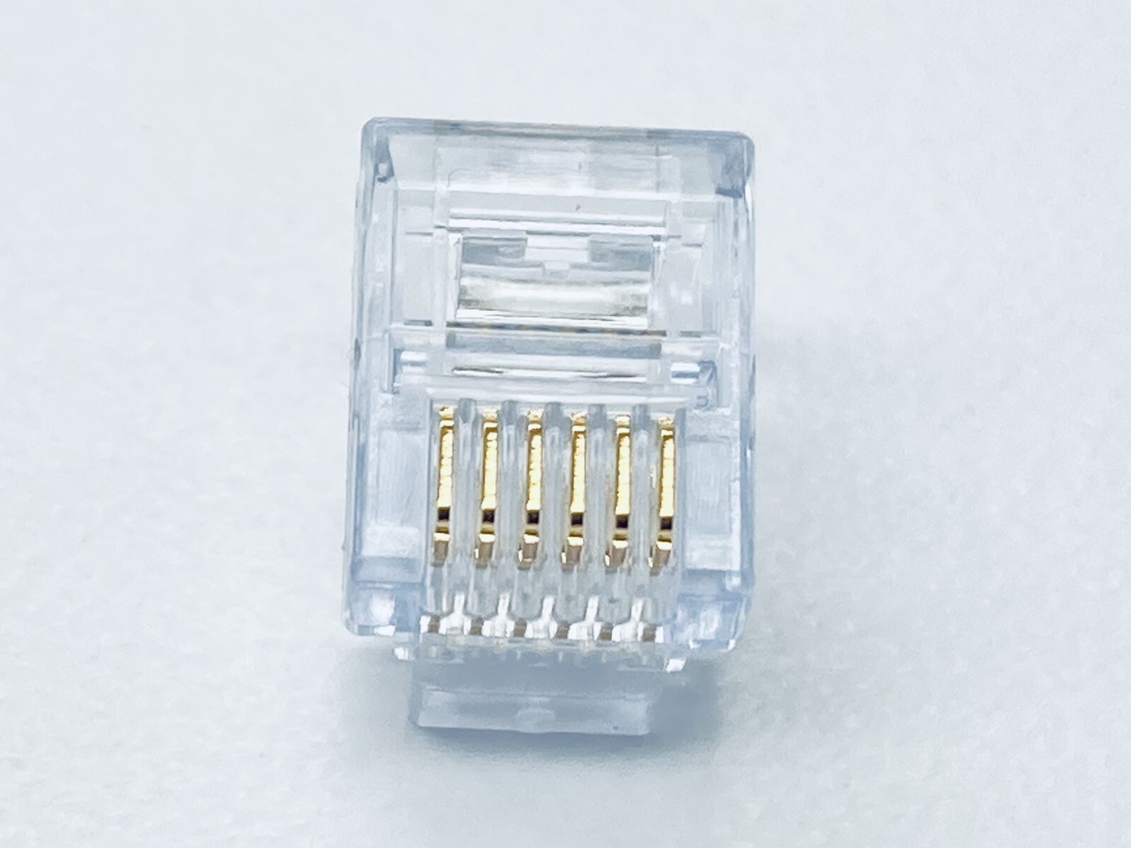 PACK OF 500 UNUSED PLATINUM TOOLS 105005LT EZ-RJ12/11 LONG TAB CONNECTORS