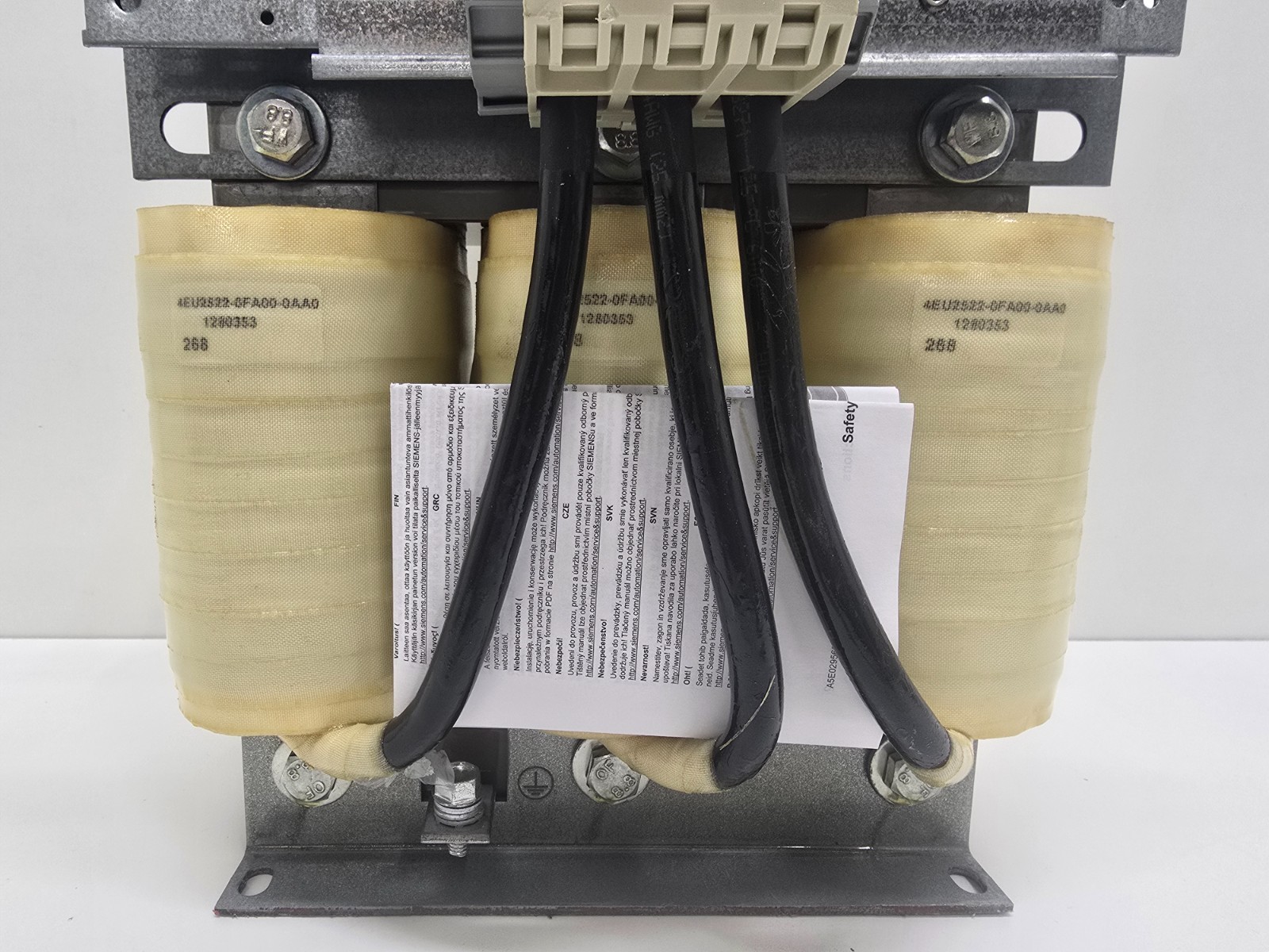 NEW OLD STOCK! SIEMENS 36KW LINE REACTOR 6SL3000-0CE23-6AA0