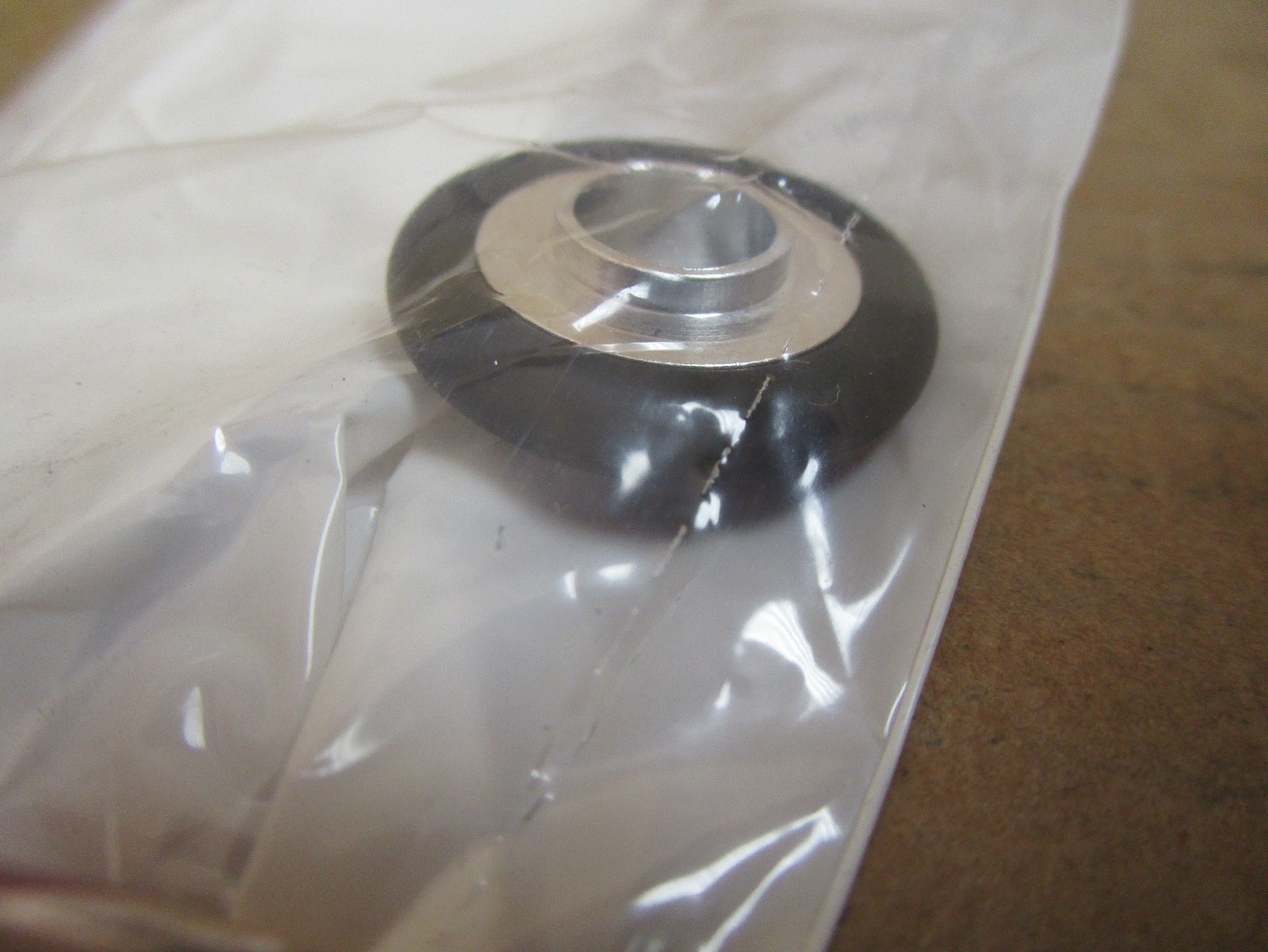 Leybold Vakuum vacuum Bearing centering ring 18256 New