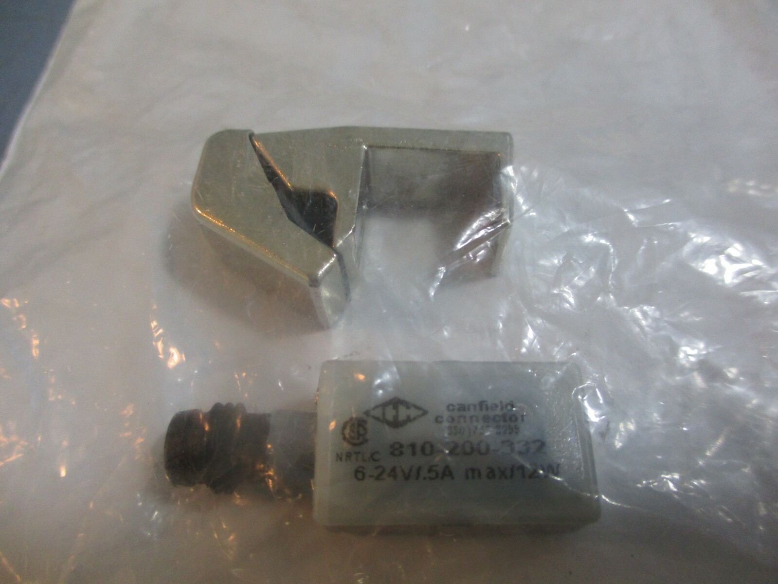 Canfield 810-200-031 Cylinder Sensor w/ Mounting Bracket FACTORY SEALED