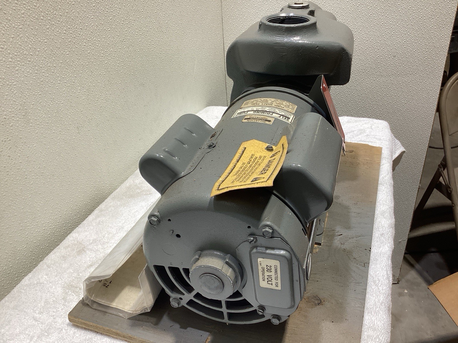 CH&E 4156E-1S Self Priming Centrifugal Pump. Single Phase 2 HP.