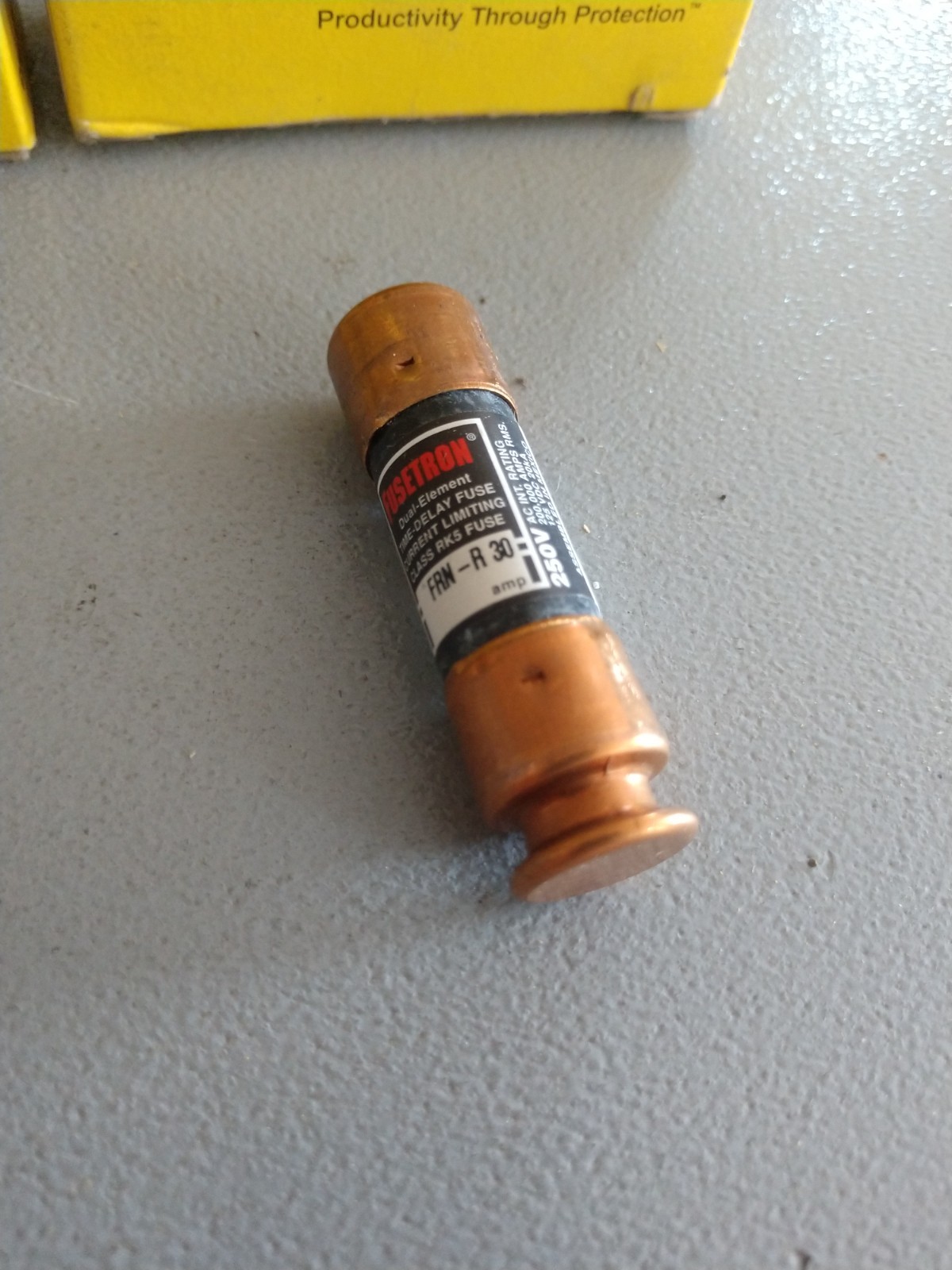 LOT OF (16) NEW OLD STOCK! BUSSMANN FUSETRON 30A 250V RK5 FUSES FRN-R-30