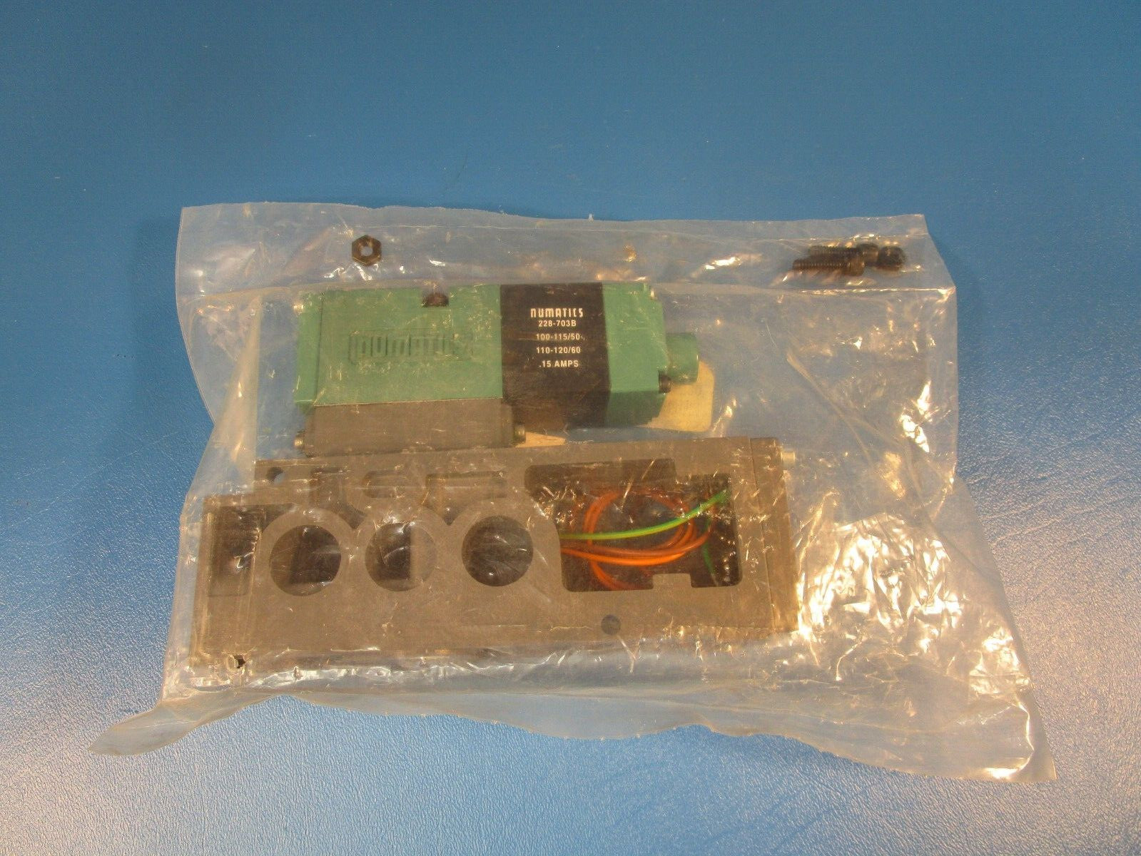 NUMATICS 082SA425K000030, Single Solenoid Valve, 1/4″ PORTS, 2-POSITION 4-WAY