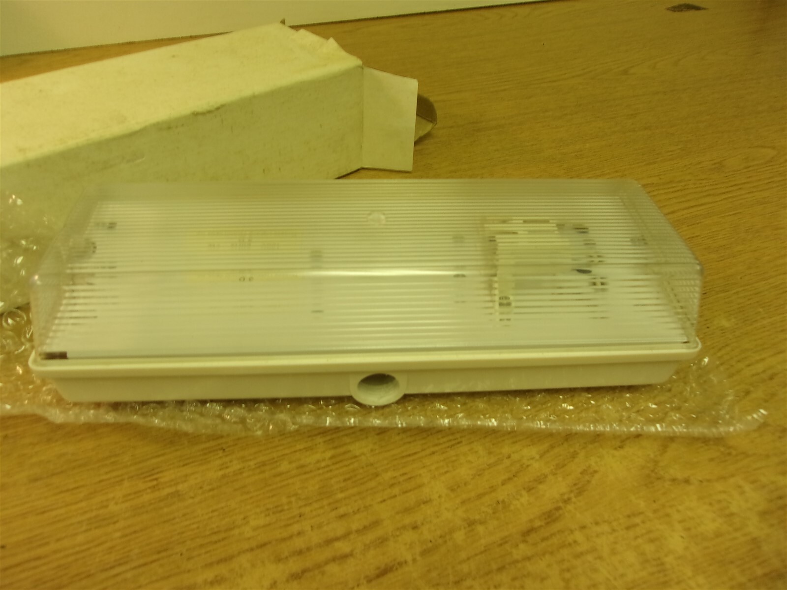 NEW Threede Lighting Wet Location Fluorescent Lamp Fixture 3D 120V 7W