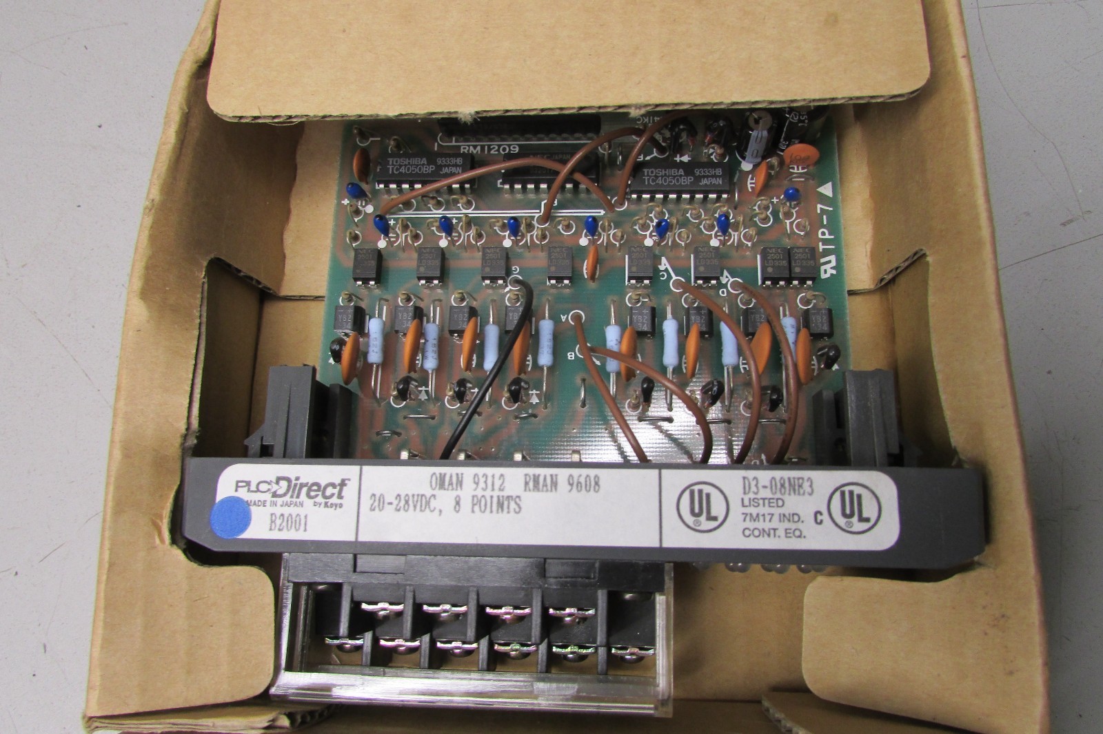 PLC Direct B2001 Oman 9312 RMAN 9608 20-28VDC 8 Point Input Module