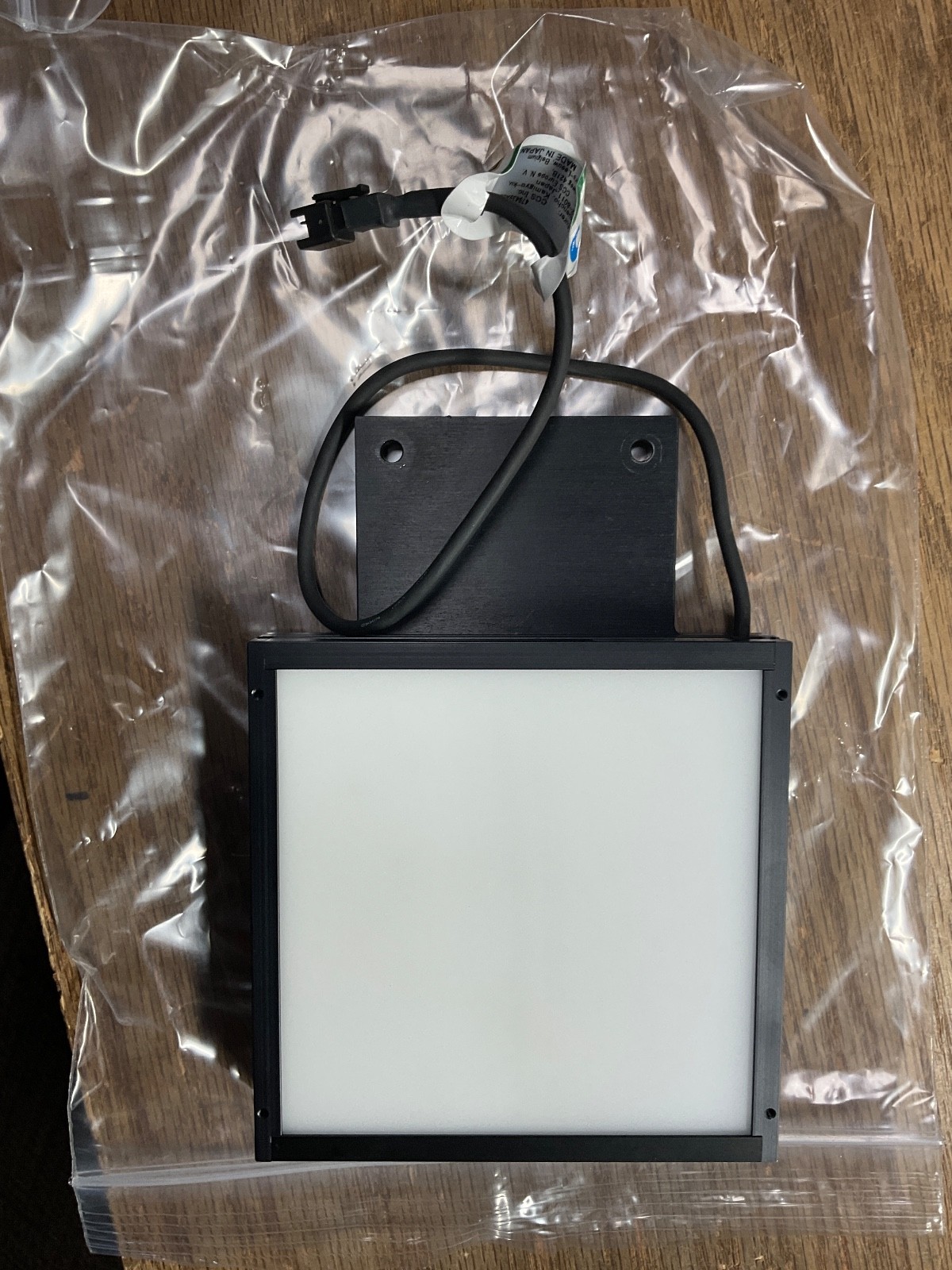 New CCS TH2-100X100GR GREEN LED MACHINE VISION LIGHT