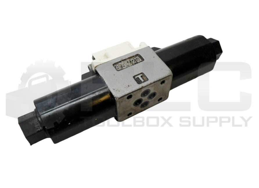 TOYO-OKI HD1-3W-BGA-025C-WYD2A DIRECTIONAL VALVE W/ (2) SLH1 COIL