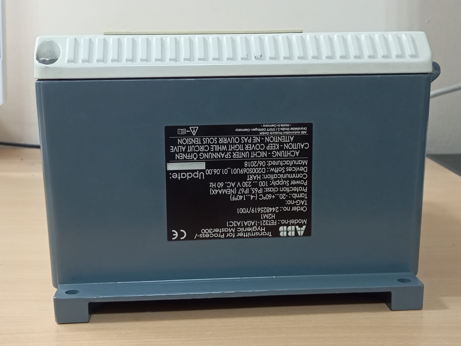 ABB / HART Transmitter for Process / Hygienic Master300 / FET321-1A0A1A3C1H2M1