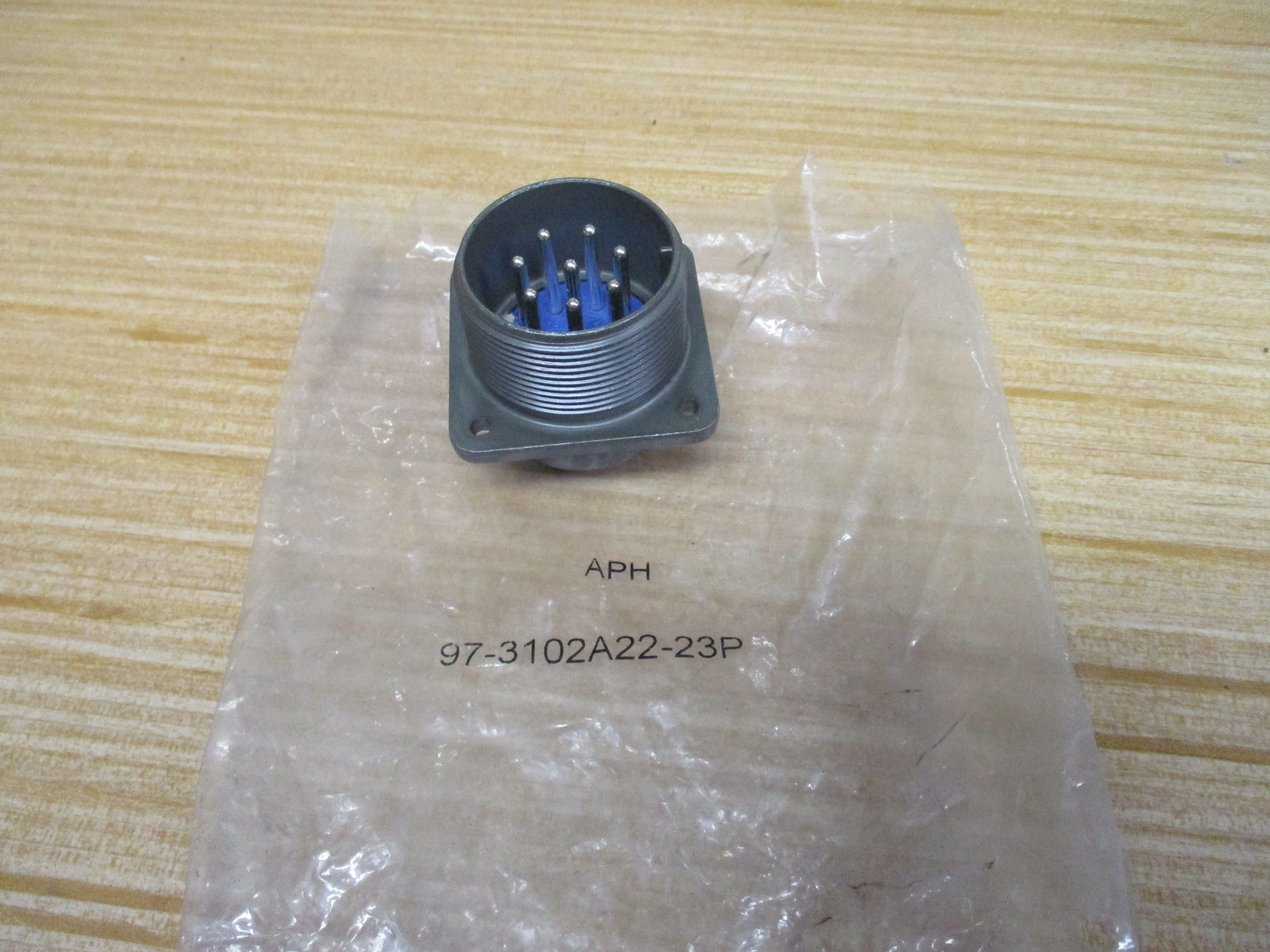 Amphenol 97-3102A22-23P Circular Connector 973102A2223P