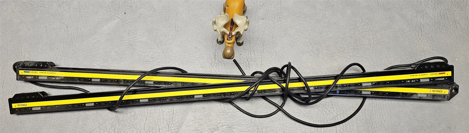 Keyence GL-S32FH-T + GL-S32FH-R Light Curtain Transmitter and Receiver