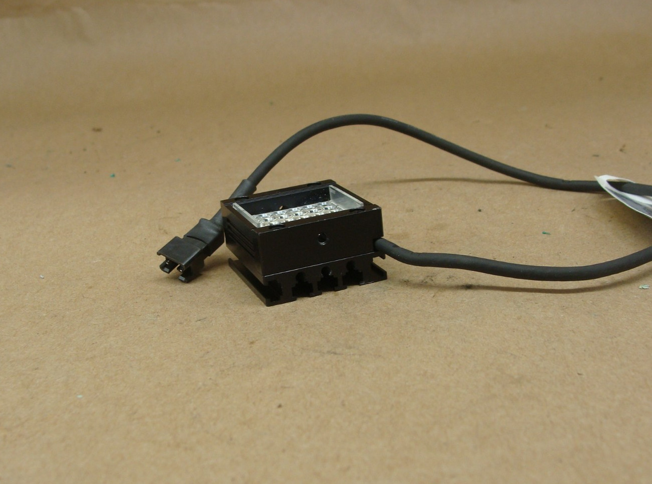 CCS MACHINE VISION BAR LIGHT LDL2-26X30BL2-WD 24V 3.8W BLUE LIGHT