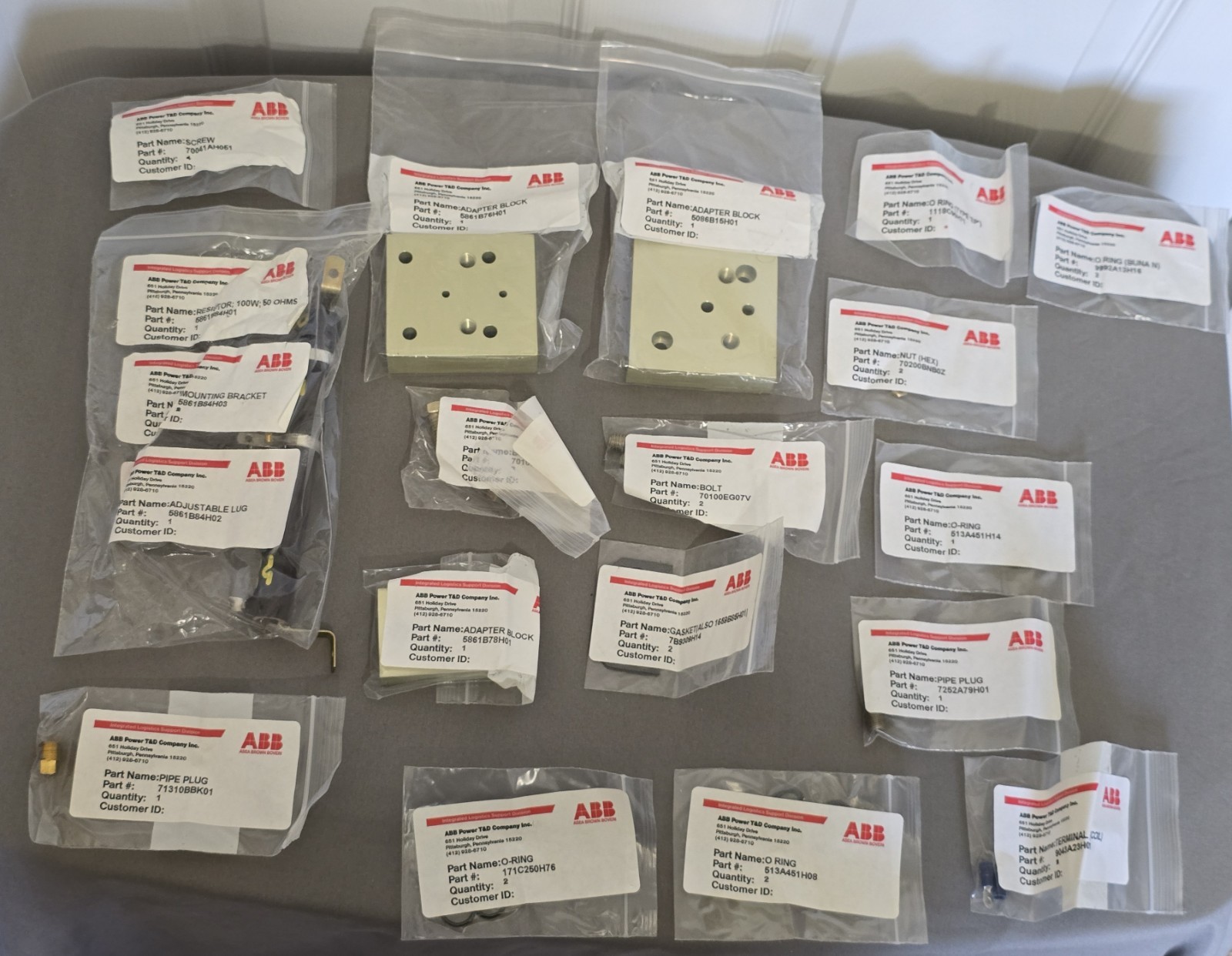 ABB 5861B81G01 Adapter Kit Brand New/Open Box Free Ship
