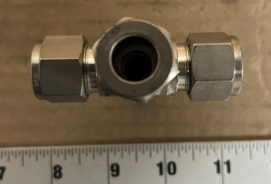 Swagelok 1/2″ Tube Stainless Cross Union SS-810-4 Lot of 10
