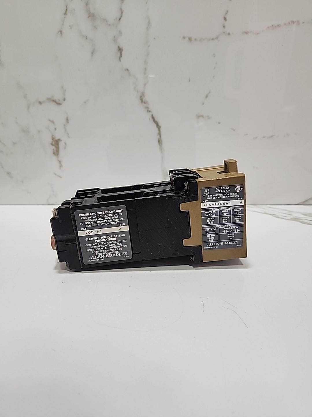 ALLEN BRADLEY 700-P400A1 SER A AC RELAY W/ PNEUMATIC TIME DELAY 700-PT SER A