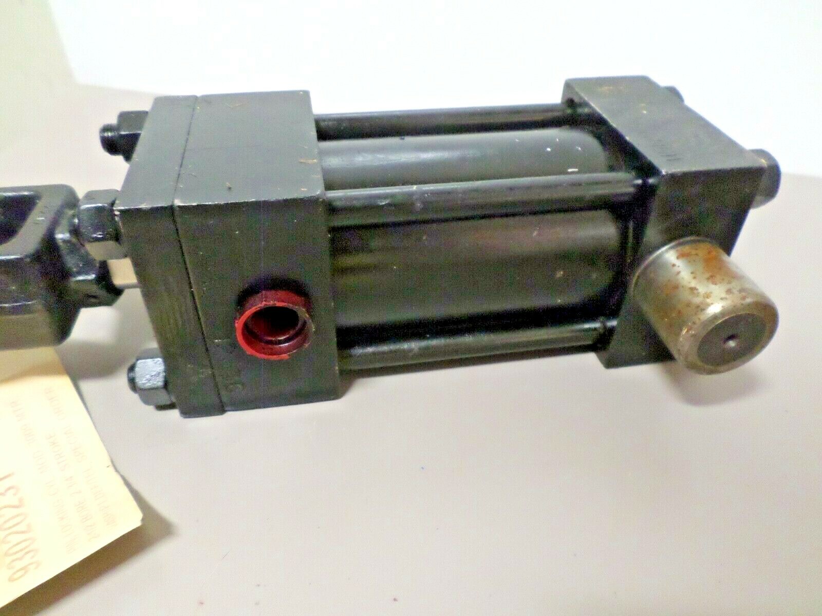 Pin Locking Hydraulic Cylinder Mdl 3009 Rebuilt 2-1/2″ Bore x 2-3/4″ Stroke