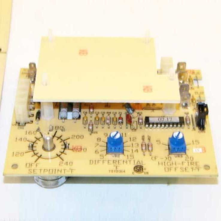 LOCHINVAR 100208835 Thermostat Controller Copper-Fin CB/CW 497-747