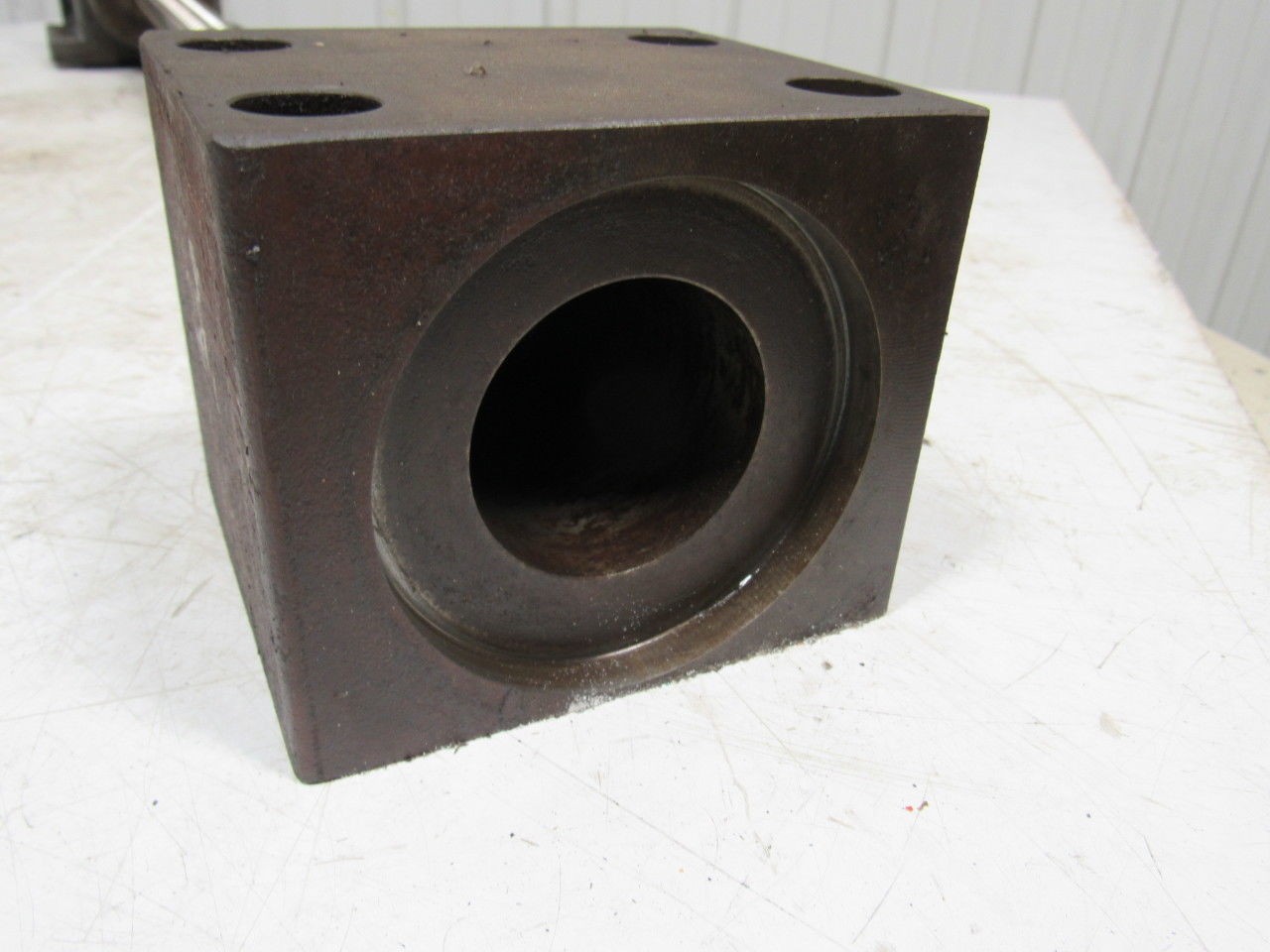 Cincinnati Milacron Sabre 1000 Y Axis Ball Screw W/Nut CNC 38″ OAL