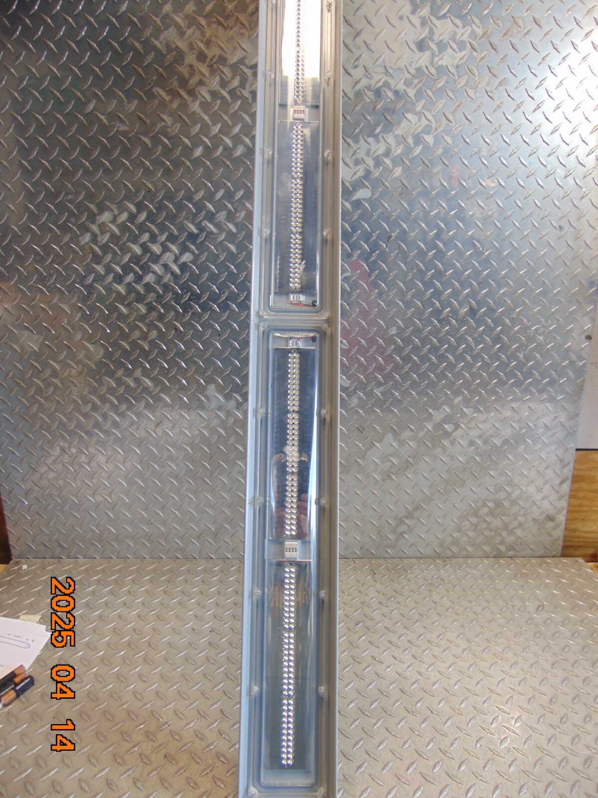 DIALIGHT LTD3C4M2P SAFESITE LED LINEAR FIXTURE