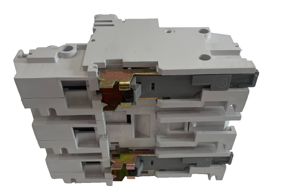 NEW LEGRAND 216 74 FUSE HOLDER 3P 22X58 21674