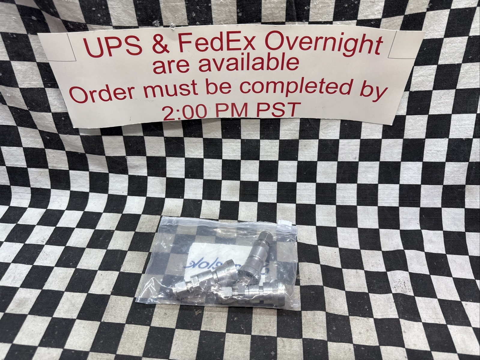 SWAGELOK SS-QC4-B-400, Quick Connect 1/4″, Lot Of 3, SHIPSAMEDAY #118W6