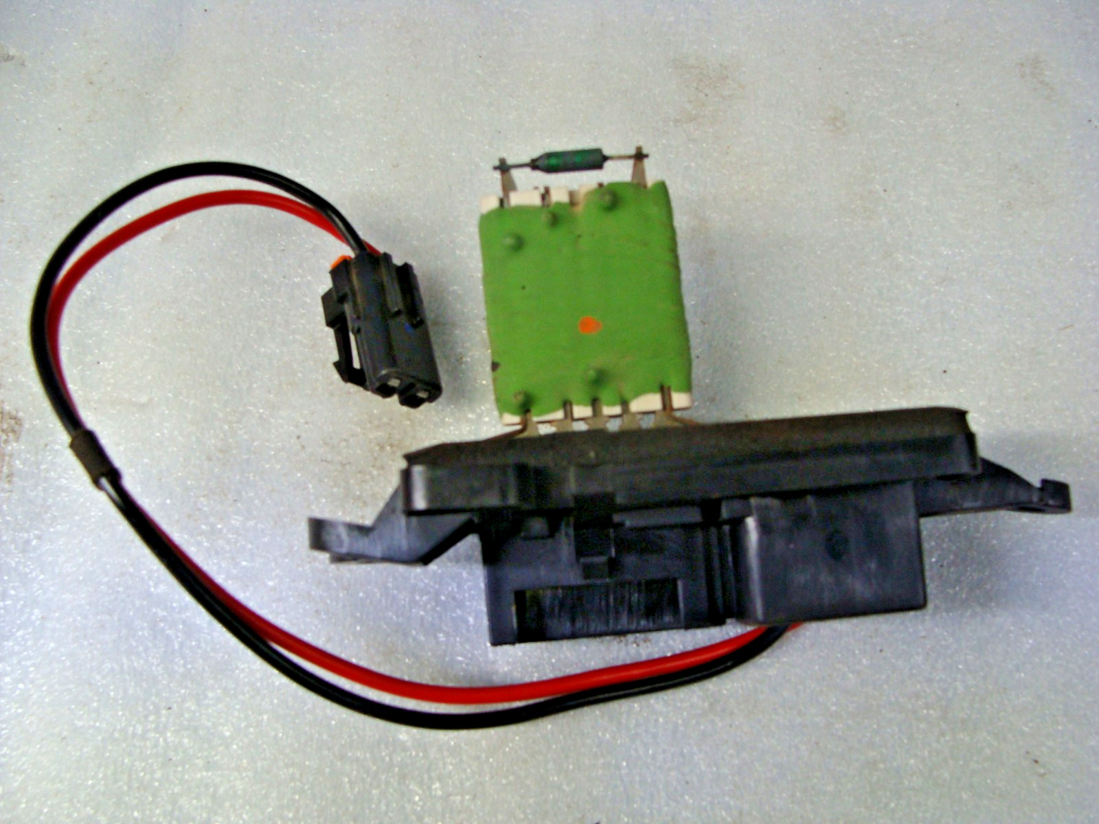 RESISTOR KRAH-RWI GM TRAILBLAZER HEATER SPEED CONTROL UNIT