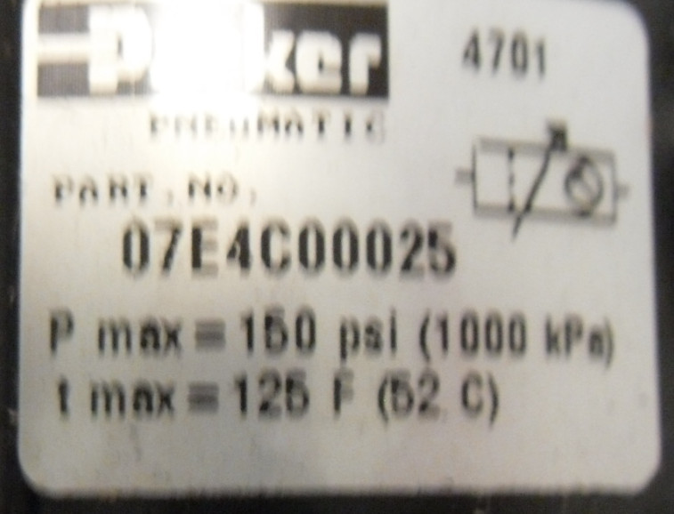 NEW IN BOX PARKER 07E4C00025 FILTER REGULATOR 1/2″ BODY 3/4″ PORTS