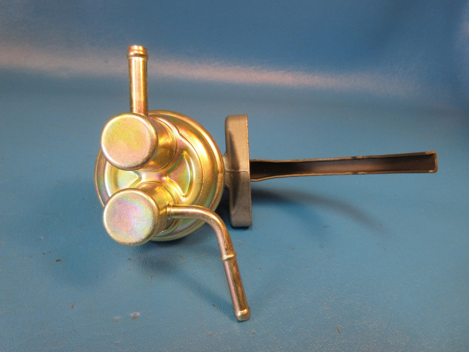 Carter Fuel Pump M70194 (Federal-Mogul) Made in USA