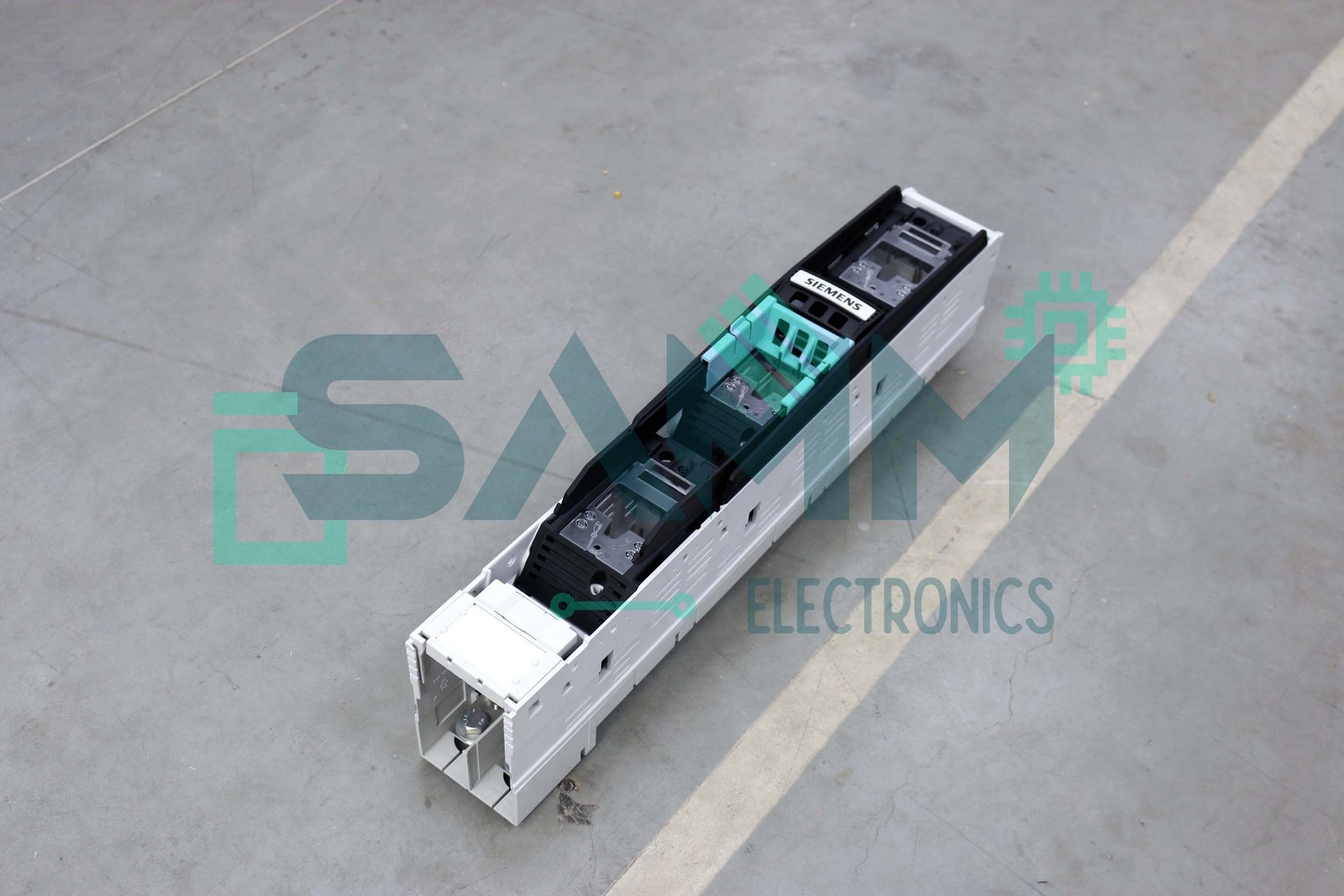 SIEMENS 3NJ4133-3BF01 IN-LINE FUSE SWITCH DISCONNECTOR 3-POLE SELECTABLE New