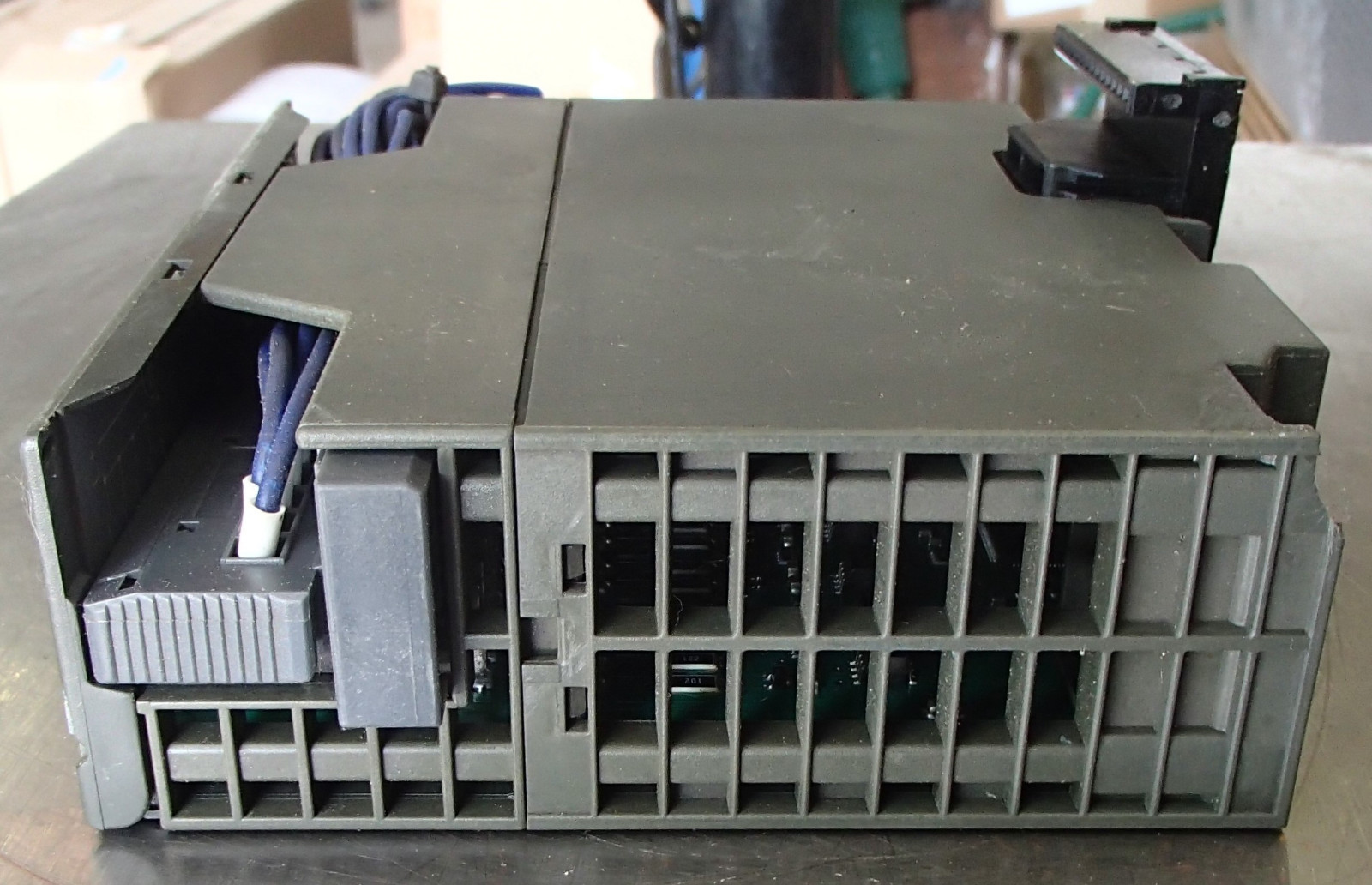 SIEMENS SIMATIC S7 6ES7 321-1BH02-0AA0 INPUT MODULE Used Cut Out