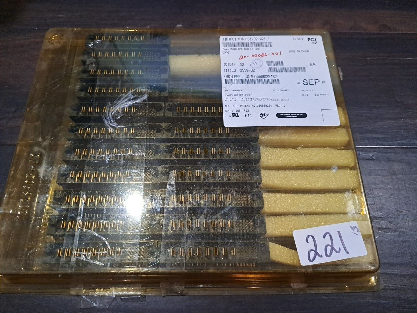 FCI Amphenol 51732-021LF Conn HDR Blade PWR 32POS EDGE MT