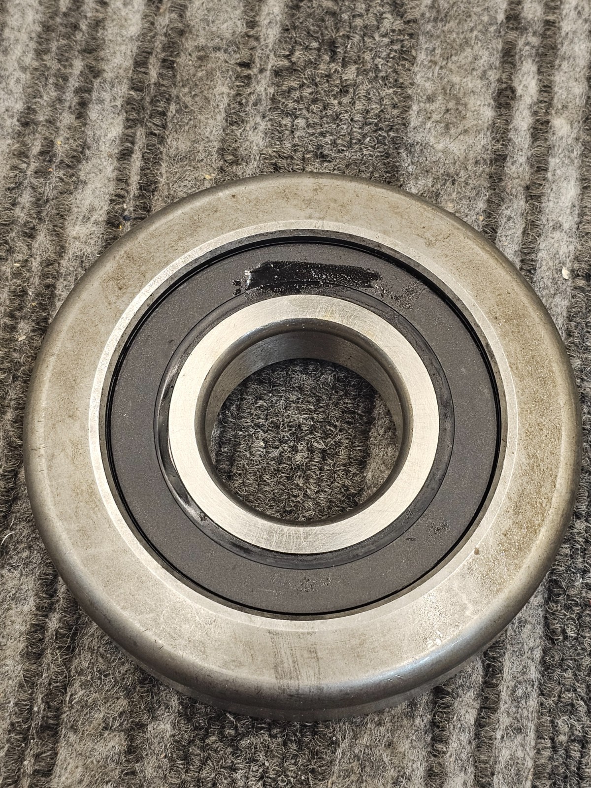 Starlift TSA/CL738752: Mast Roller Bearing For Industrial Forklifts Lifting