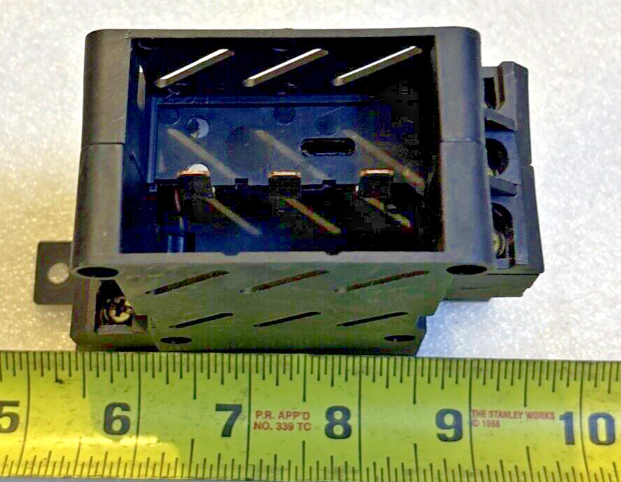 Bussman Optima Overcurrent Protection Module with OPM-CC 200KA 30A 600V