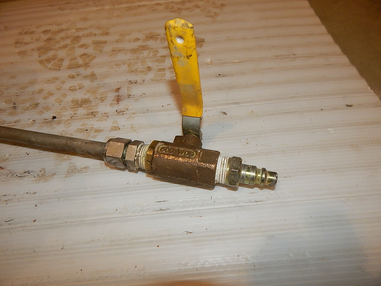 Apollo DCP2504 CII 1/2 600 Wog Valve w/ Handle *FREE SHIPPING*
