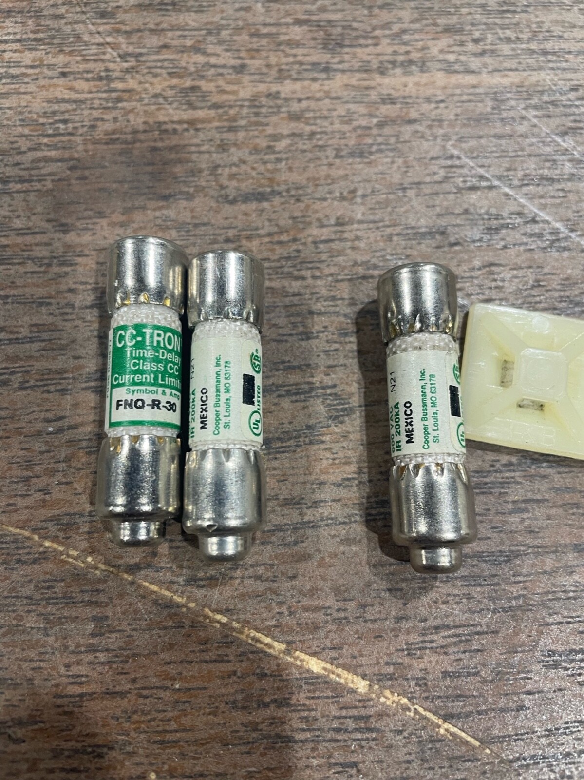 LOT OF 3 BUSS FNQ-R-30 FUSES – W363