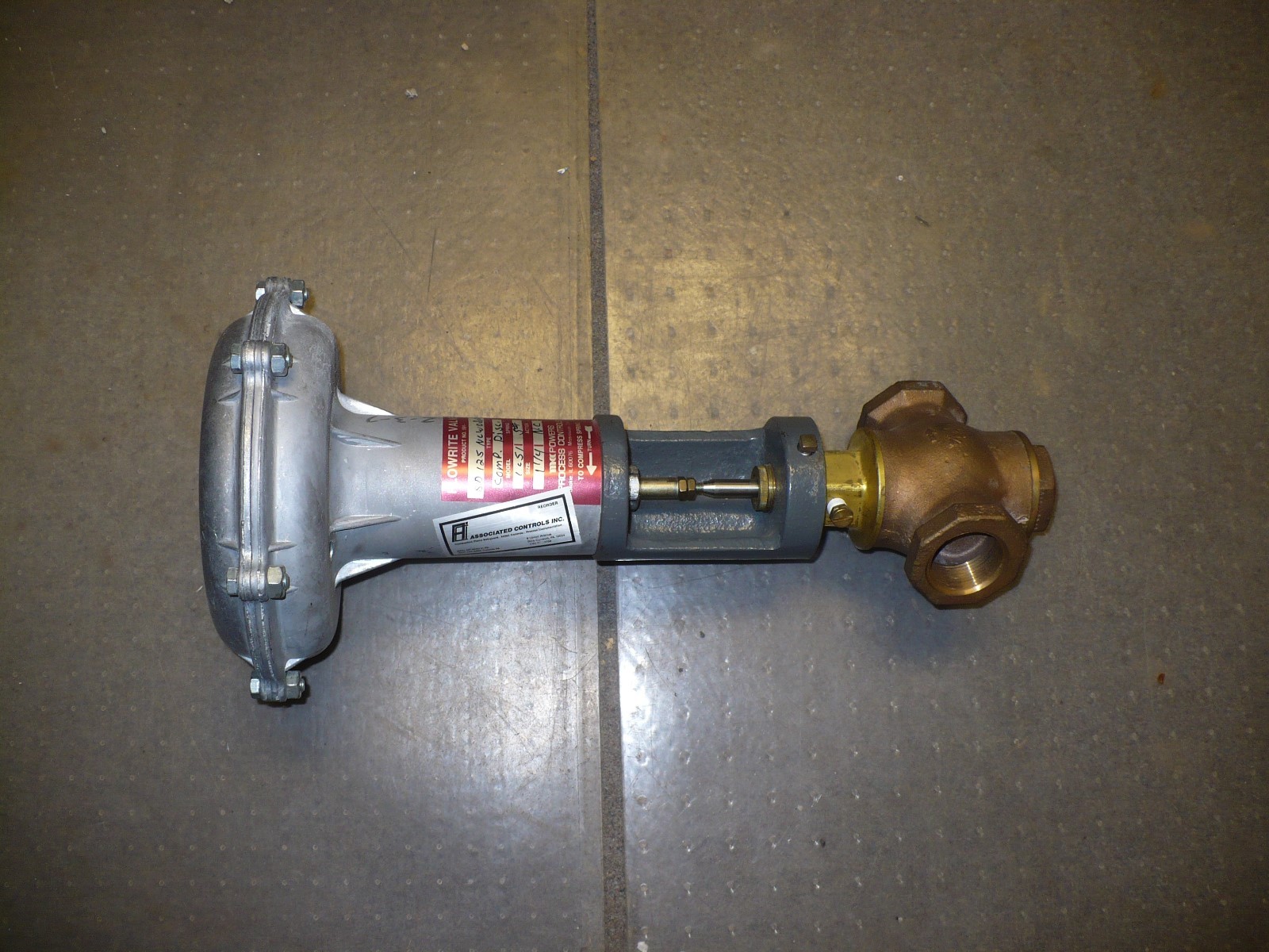 1 pc Powers Flowrite 591-SD12NCW08050 NC Bronze Globe Control Valve, 1-1/4″, New