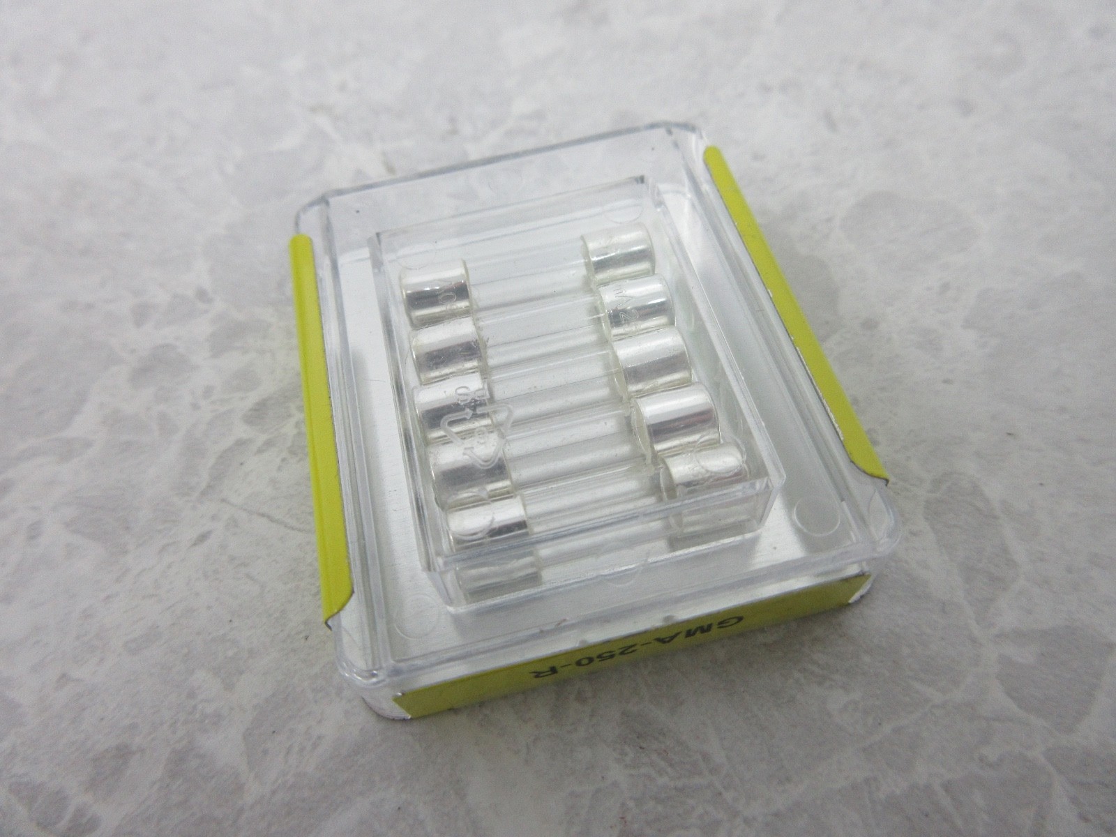 BOX OF 5 BUSSMANN GMA-250-R FUSE, IA0341