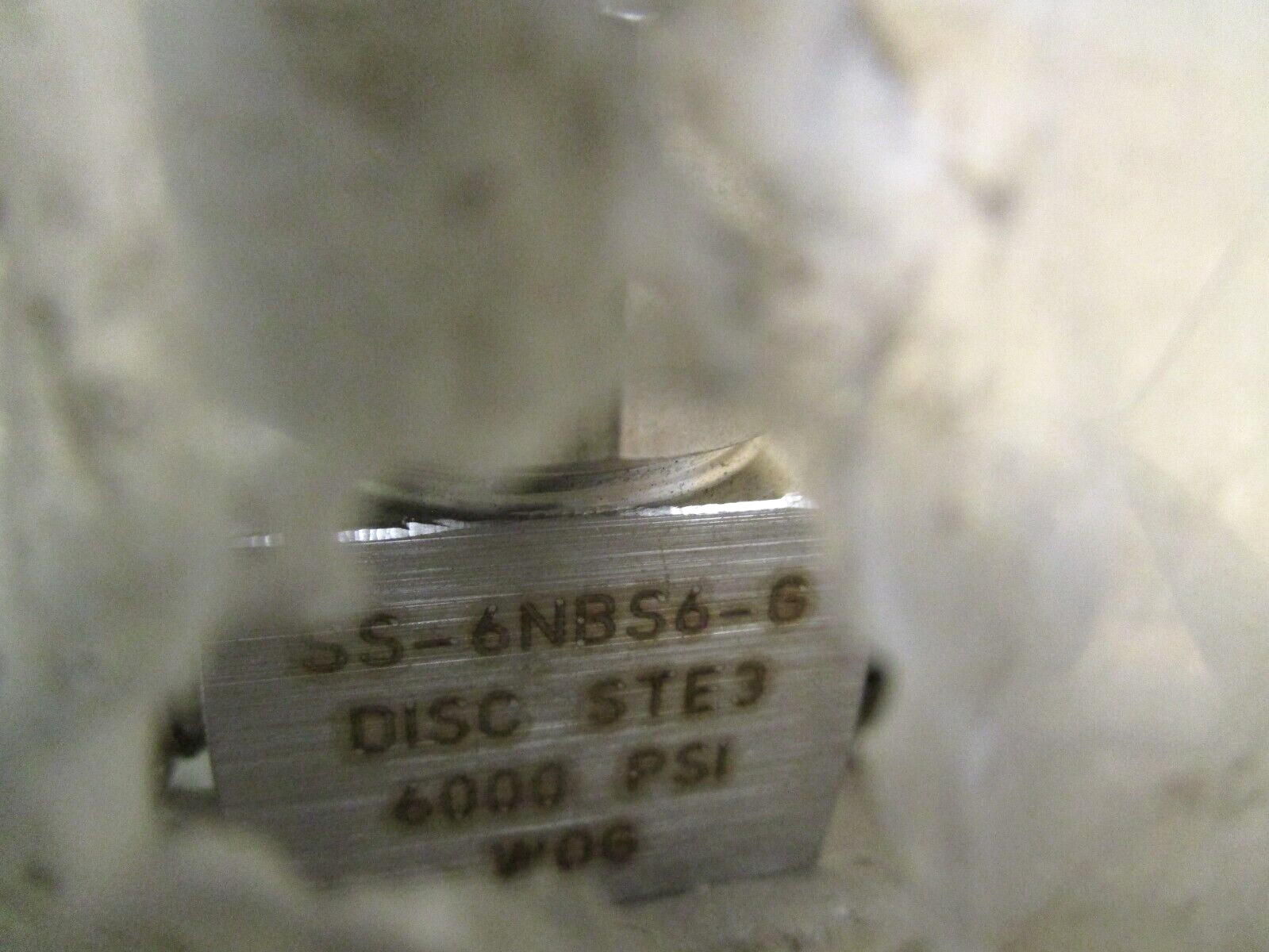 Whitey 316 Valve SS-6NBS6-G DISC STE3 6000 PSI WOG 48042AES