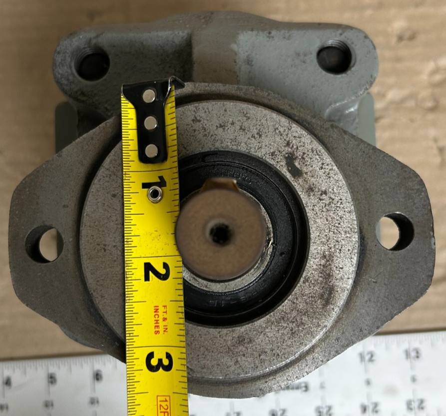 Parker Hydraulic Motor 41 GPM 3,000 PSI 2,400 RPM M30A894BEEF12-30 Swanson