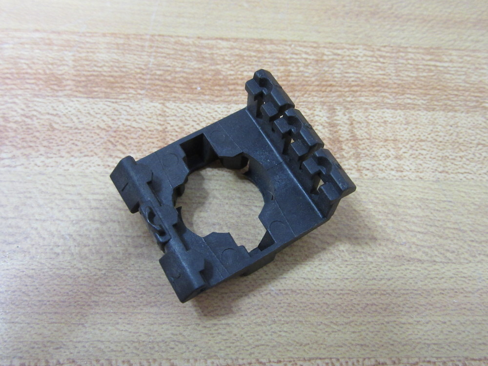 Eaton Moeller Klockner BE3 Mounting Bracket A22-BE3 (Pack of 12)