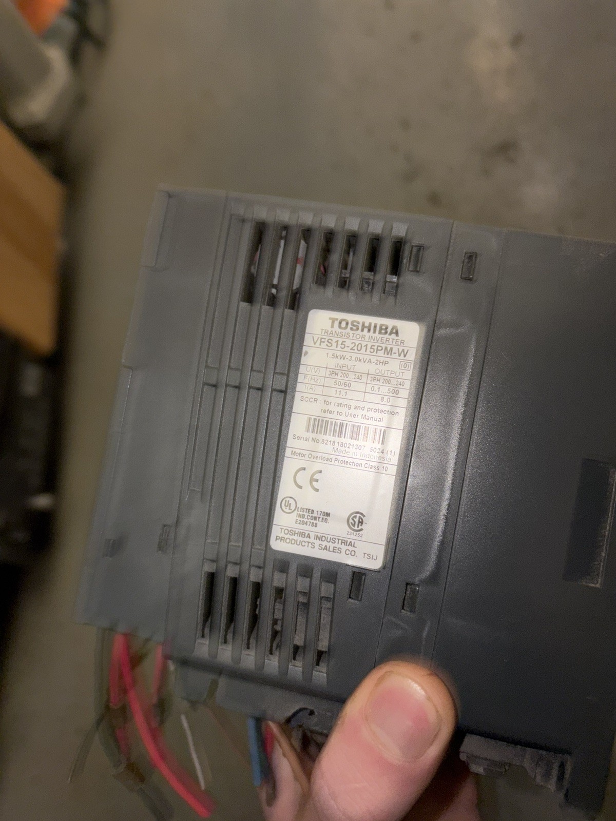 TOSHIBA VFS15-2015PM-W1 200/240V 8.0/11.1A USED