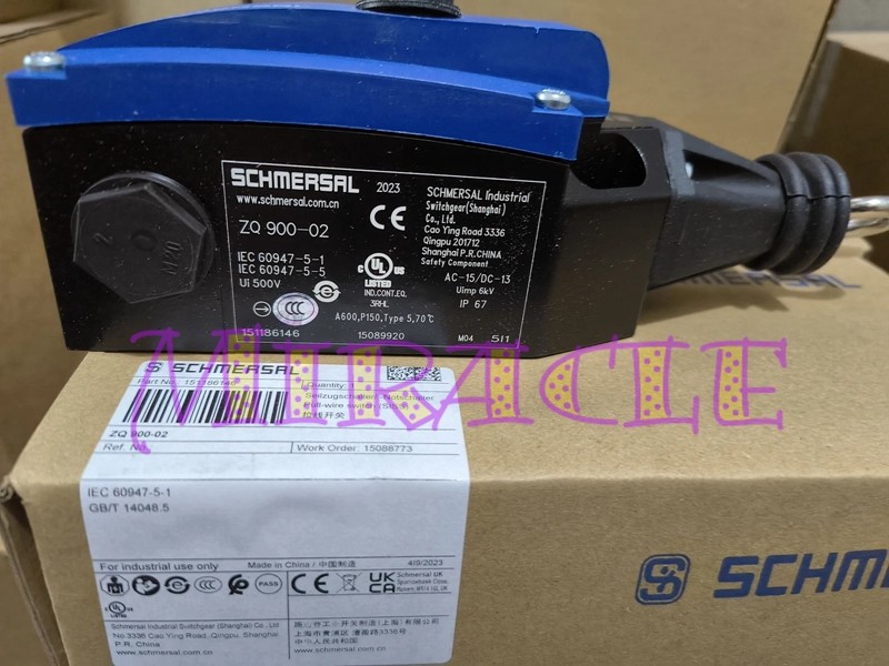 1PC NEW FOR Schmersal Pull rope safety switch ZQ 900-02