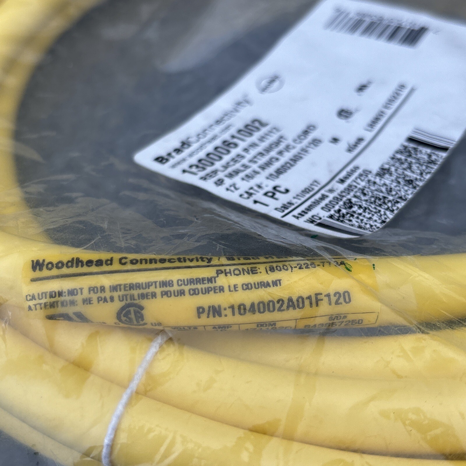Woodhead 1300061002 Brad connectivity Male Straight cor set 4p 12′ 16/4awg pvc